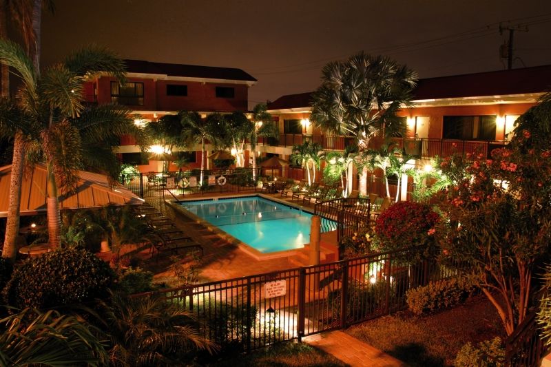 Away Inn Lauderdale-by-the-Sea Exteriör bild