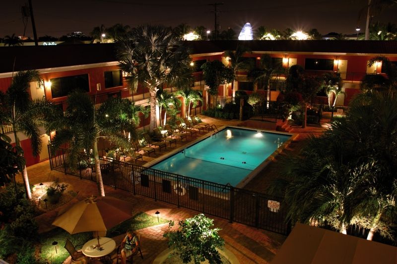 Away Inn Lauderdale-by-the-Sea Exteriör bild