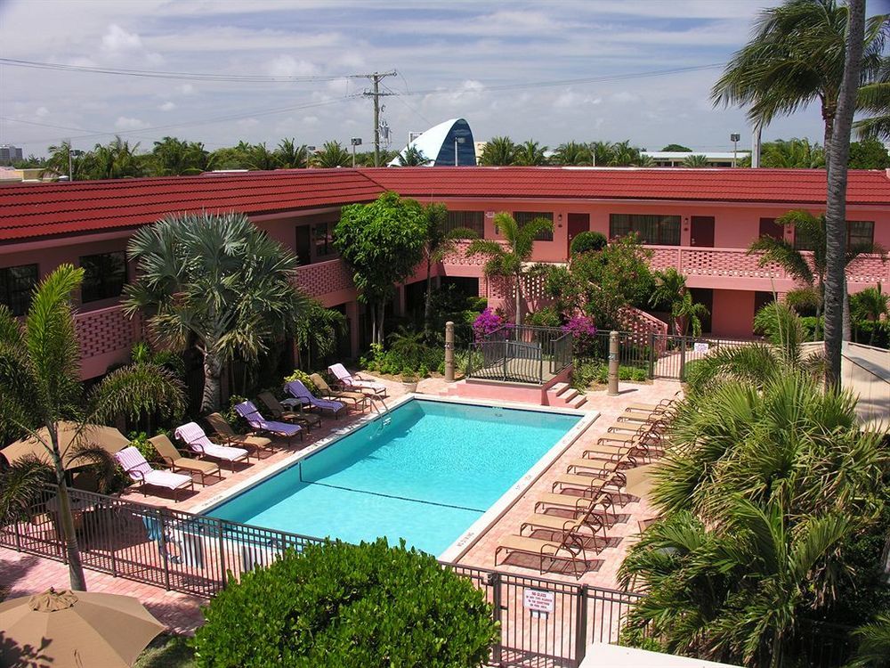Away Inn Lauderdale-by-the-Sea Exteriör bild
